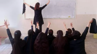 A True Nightmare in Iran: Dozens of Schoolgirls in a Hospital After Poisoning